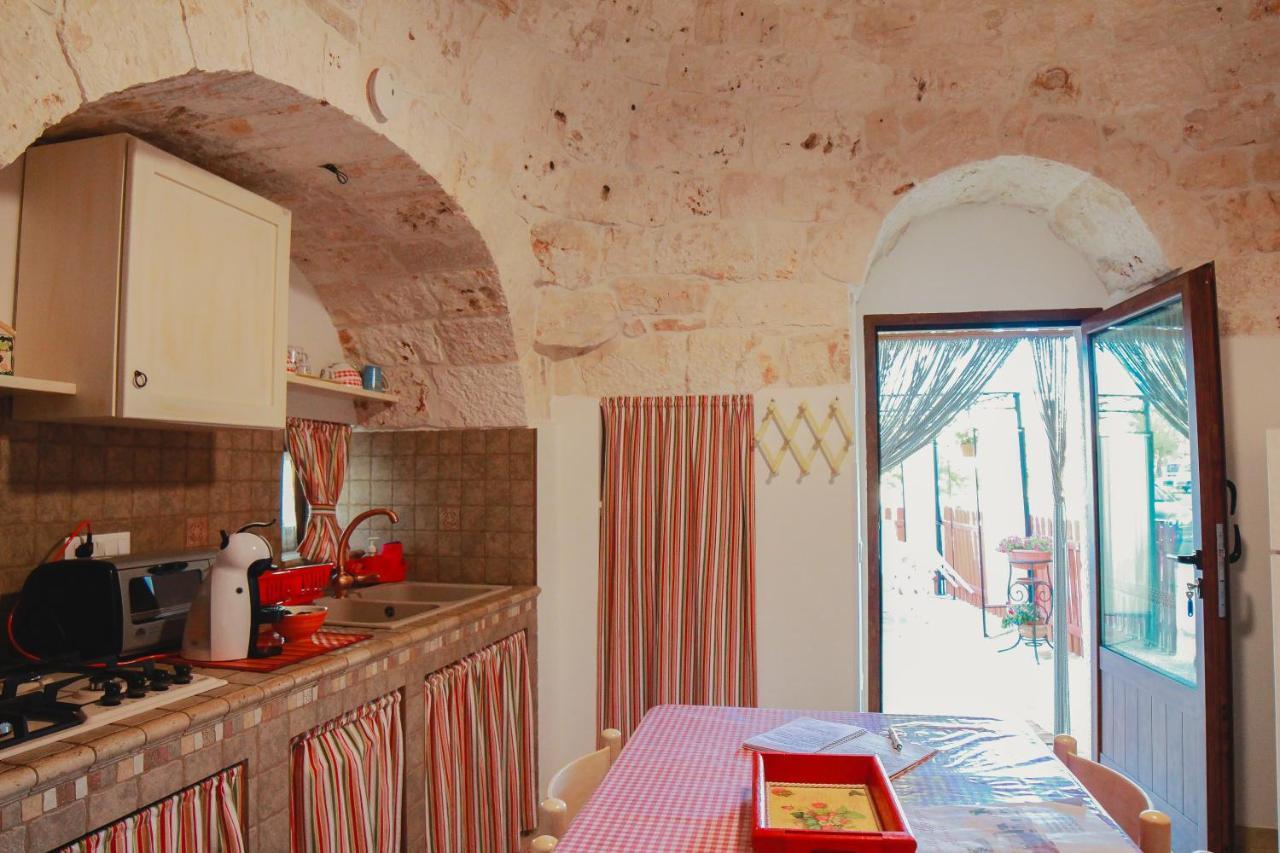 洛科罗通多Trulli Borgo Lamie别墅 外观 照片